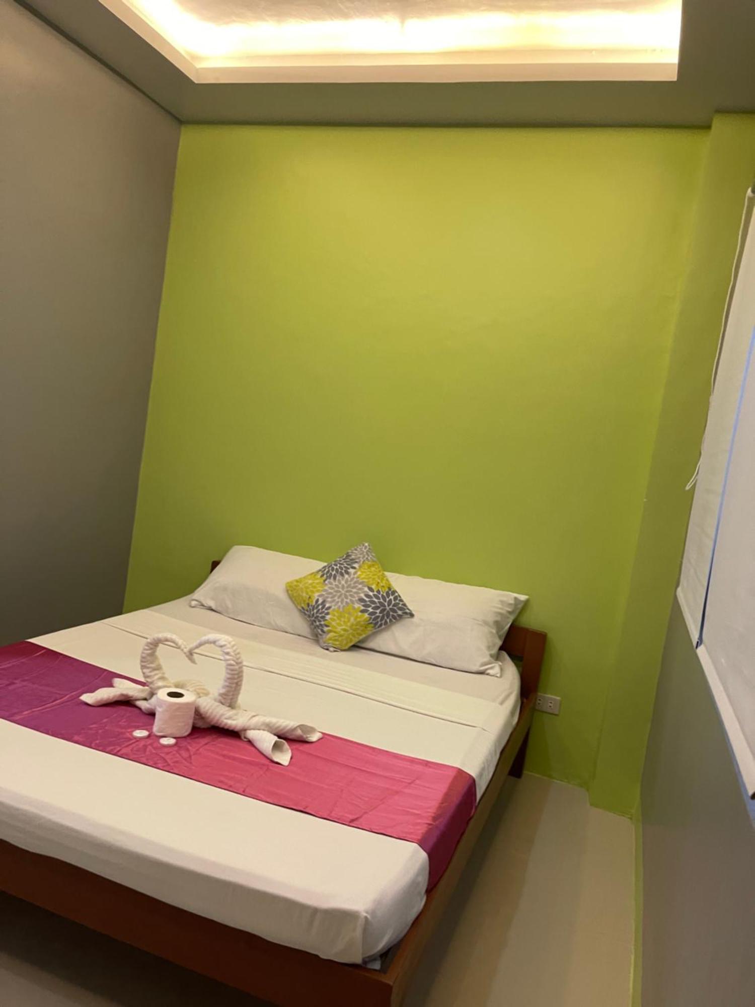 Dapitan Travellers Inn エクステリア 写真