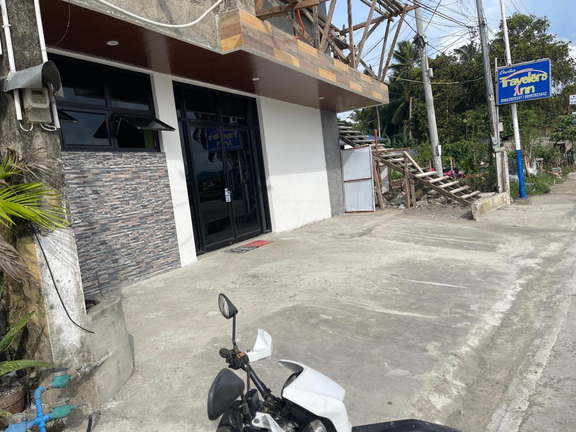 Dapitan Travellers Inn エクステリア 写真